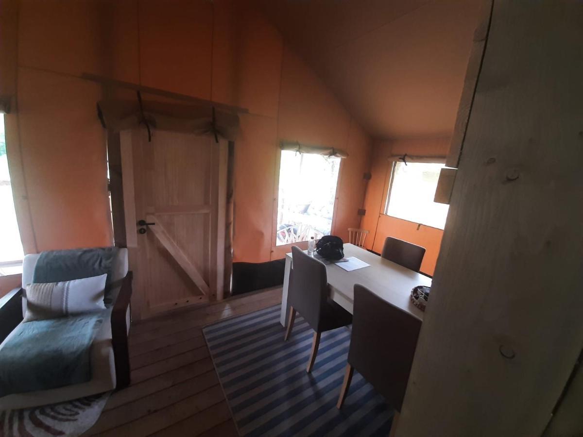 Glamour Glamping At Little Beach Яббеке Экстерьер фото